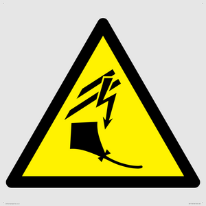 W505 Warning: Kite flying near overhead power lines